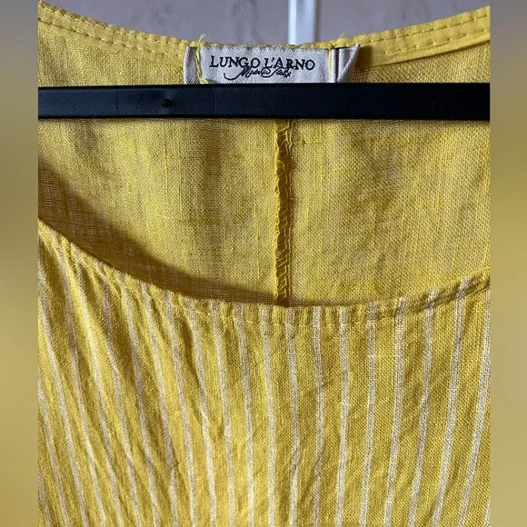 Linen Top - Picture 4 of 5